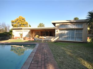 3 Bed House in Schuinshoogte