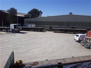 5631 m² Land available in Jet Park