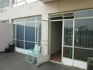 1 Bed Apartment in Vanderbijlpark Central
