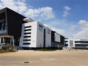 186 m² Commercial space in Randpark Ridge