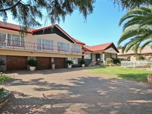 5 Bed House in Edenglen