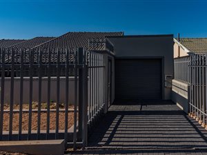 3 Bed House in Greymont