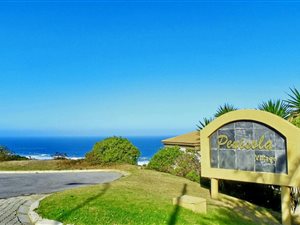 3 Bedroom House in Dana Bay