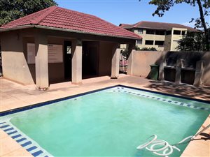 2 Bed Apartment in Montclair