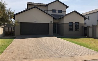 3 Bedroom House in Midstream Ridge Estate
