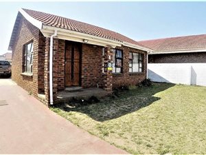 3 Bed House in Amalinda
