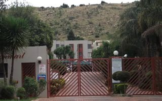 1 Bedroom Townhouse in Morninghill