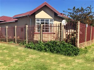 2 Bed House in Geduld