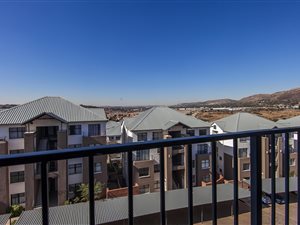 1 Bed Apartment in Wilgeheuwel
