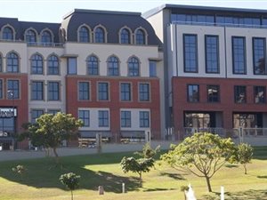 216 m² Office Space in New Town Centre