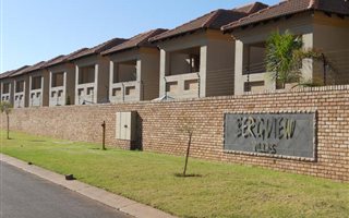 2 Bedroom Duplex in Bergtuin