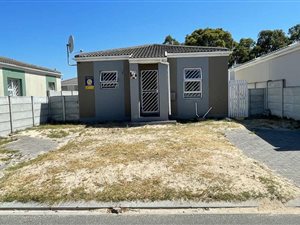 2 Bed House in The Conifers