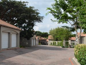 3 Bed Townhouse in Gallo Manor