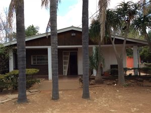 4 Bed House in Bo Dorp