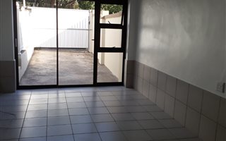 1 Bedroom Flat in Nahoon