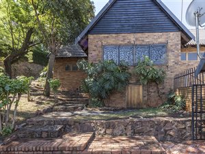 4 Bed House in Baileys Muckleneuk