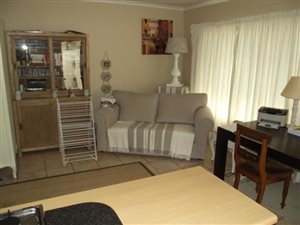 Bachelor apartment in Jukskei Park