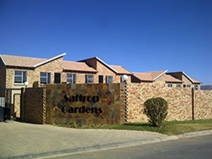 2 Bed Townhouse in Ruimsig