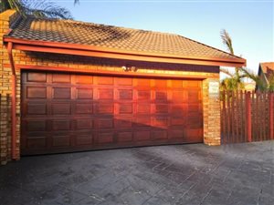3 Bed House in Wierda Glen