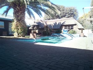 3 Bed House in Falcon Ridge