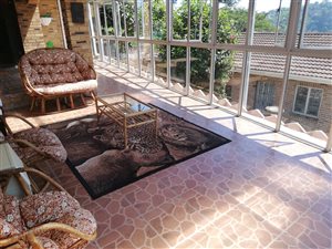 4 Bed House in Chatsworth Central