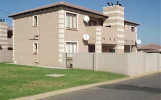 2 Bedroom Townhouse in The Reeds