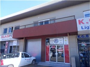 220 m² Industrial space in Alberton