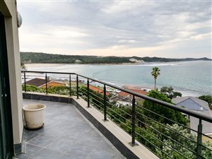 3 Bed Apartment in Gonubie