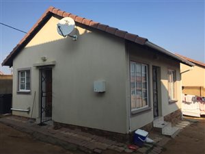 2 Bed House in Cosmo City