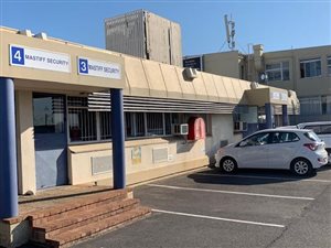 72 m² Commercial space in Wynberg