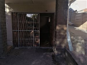 1 Bed Flat in Heuwelkruin
