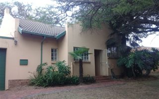 2 Bedroom House in The Reeds