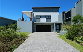 4 Bedroom House in Palm Lakes Estate