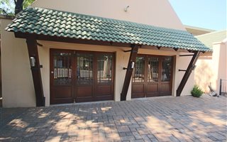 92 m² Office Space in Clubview