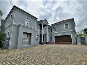 5 Bed House in Woodmead