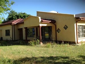 4 Bed House in Clocolan