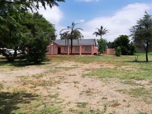 3 Bed Garden Cottage in President Park