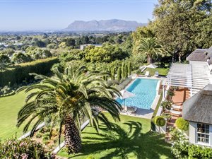 4 Bed House in Constantia Upper