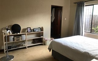 1 Bedroom Apartment in Pretorius Park