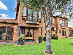 4 Bed Cluster in Dayanglen