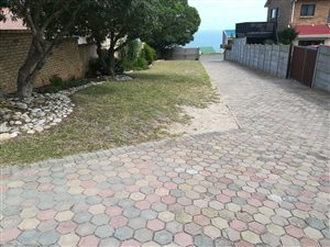3 Bedroom House in Dana Bay