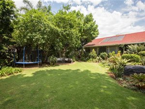 4 Bed House in Lynnwood Glen