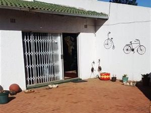 1 ha Farm in Seekoeiwater AH