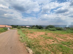 1320 m² Land available in Lady Selborne