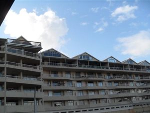 3 Bed Apartment in New Town Centre