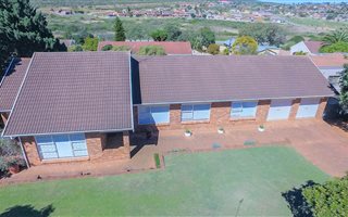 4 Bedroom House in Vanes Estate