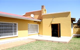 4 Bedroom House in Westergloor