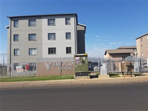 3 Bed Flat in Jabulani