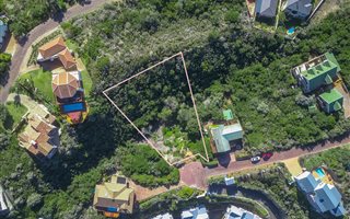 1585 m² Land available in Cola Beach