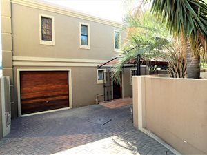 3 Bed Cluster in Buurendal